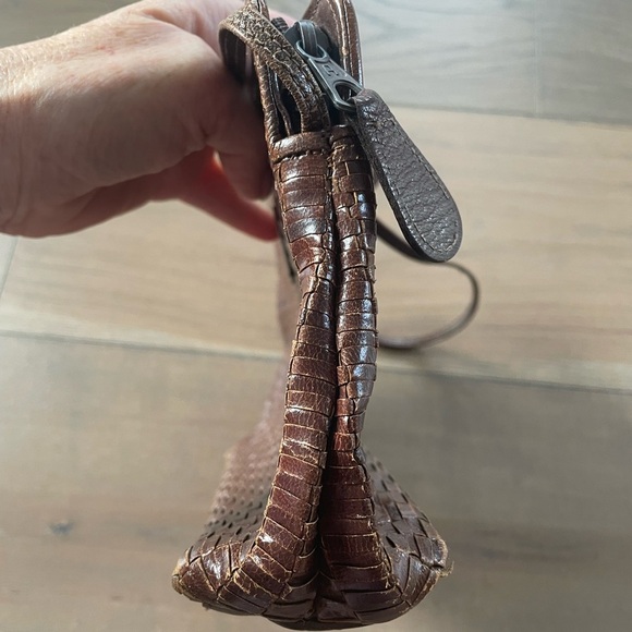 Vintage Fendi Brown Leather Woven Crossbody Bag - Picture 6 of 9